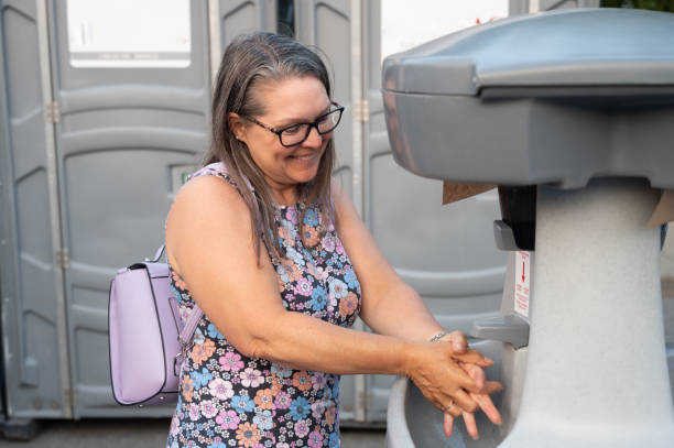 Portable Toilet Options We Offer in Du Quoin, IL